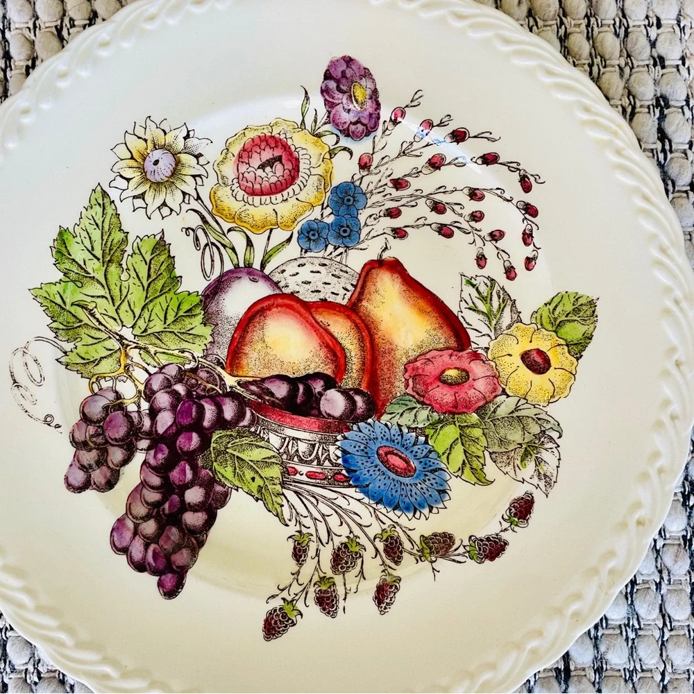 VINTAGE VERNON‎ KILNS “Fruitdale” Platter, Wonderful Condition